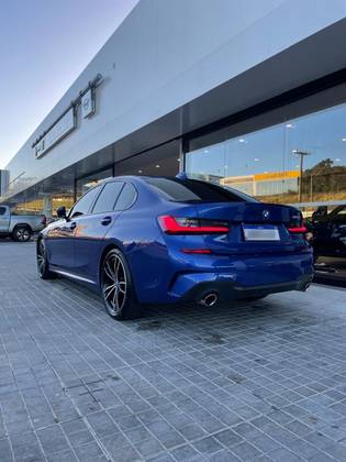 BMW 320i 2.0 16V TURBO FLEX M SPORT AUTOMÁTICO BMW 320i 2.0 16V TURBO FLEX M SPORT AUTOMÁTICO